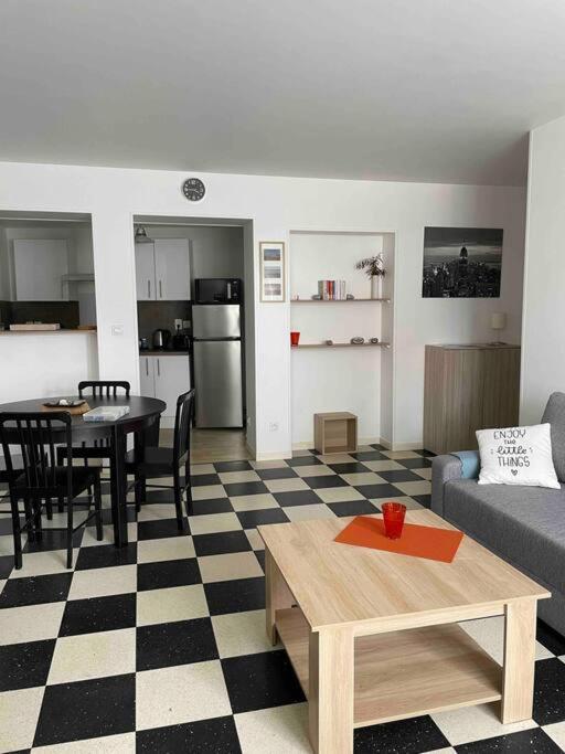 Apartamento Au Parisien Ault Exterior foto